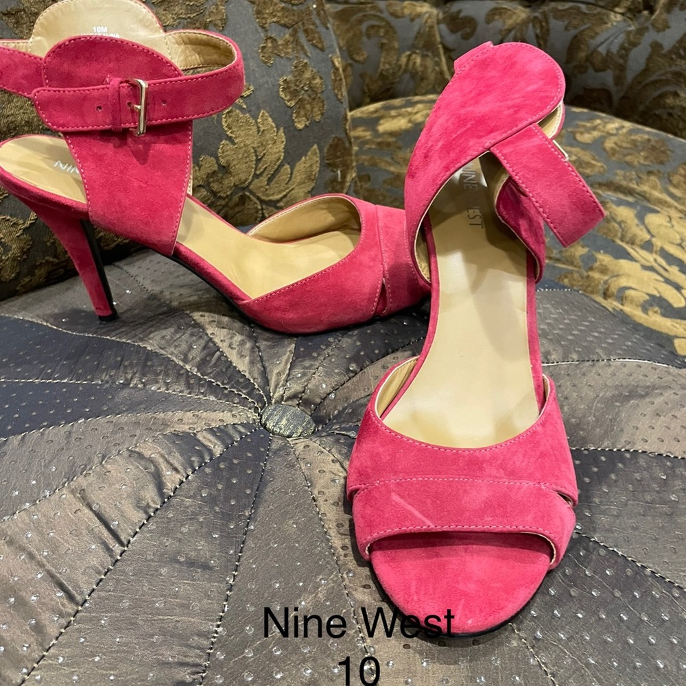 Nine West blush